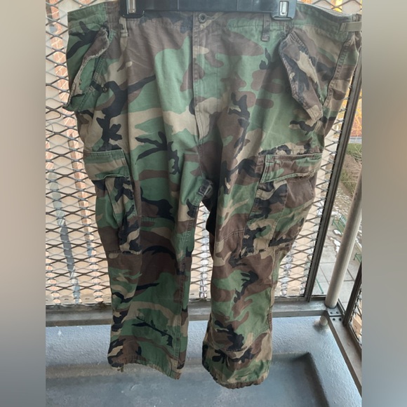 Polo Ralph Lauren Other - Polo Ralph Lauren Classic Fit Camo Canvas Cargo Pants